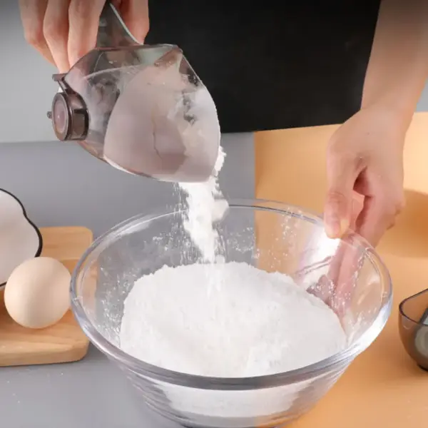 New Adjustable Measuring Spoons with Scale - Image 3